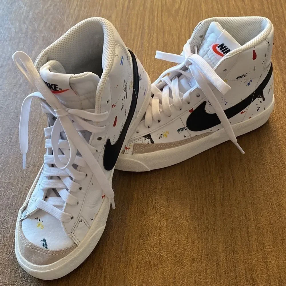 Nike size 3.5Y